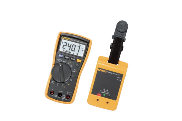 Fluke 117 DMM / PRV240 Proving Unit Kit